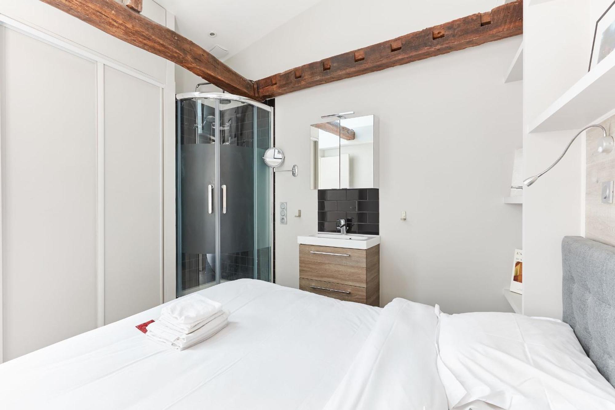Jardin Du Luxembourg With Balcony - Cityapartmentstay Appartement