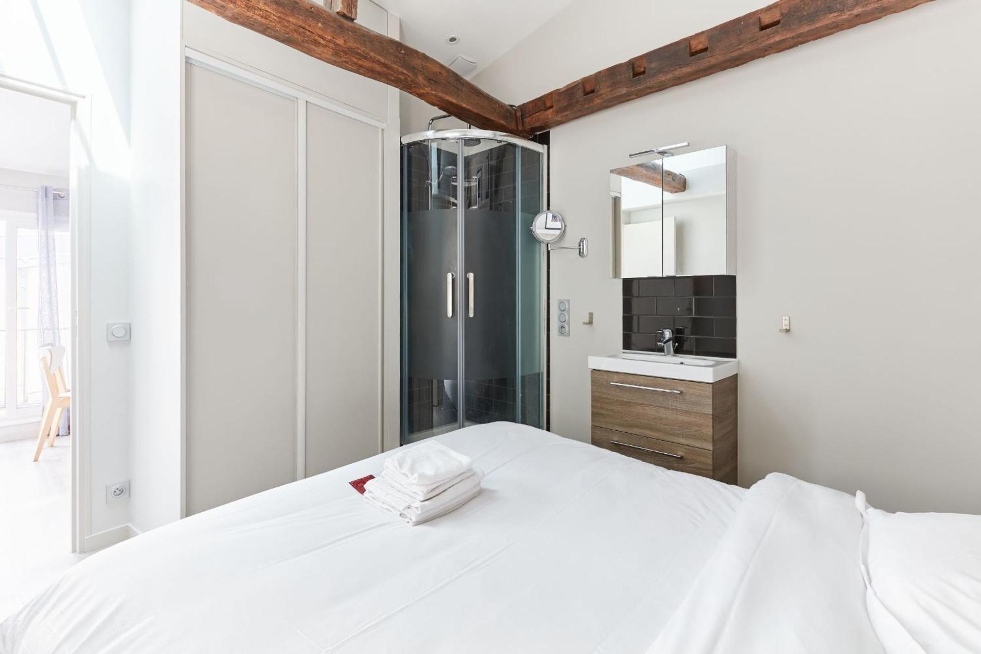 Appartement Jardin Du Luxembourg With Balcony - Cityapartmentstay Parijs